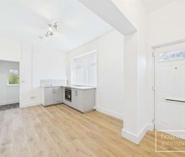 Morien Crescent, Pontypridd, CF37 - Photo 6