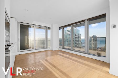 Condo in Downtown Vancouver, BC - Photo 2