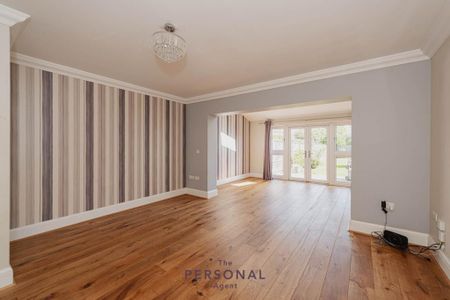 4 bedroom semi-detached house to rent - Photo 2