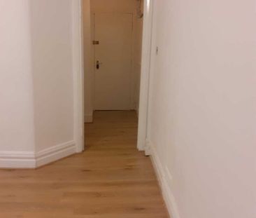 Studio Flat, Mitcham Lane, SW16 - Photo 2