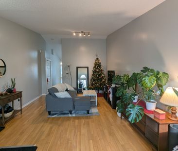 For Lease - 544 Freeman Crescent, Kingston, Ontario - Photo 2