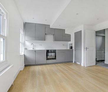 3 bedroom terraced house to rent - Photo 2