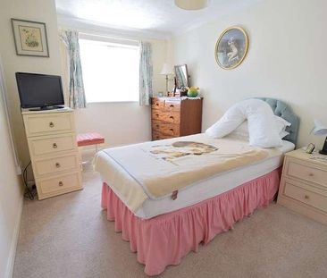 Tanglewood Court, Herbert Road, New Milton, Hampshire, BH25 - Photo 5