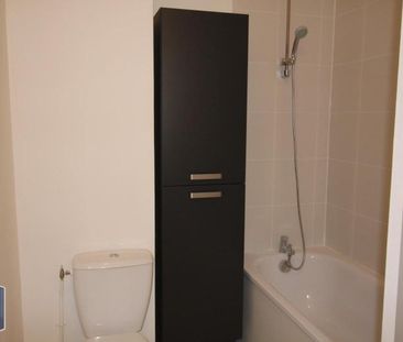 Location Appartement 3 pièces 62m² CAMBRAI 59400 - Photo 4