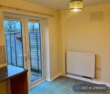 2 bedroom terraced house to rent - Photo 1