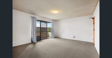 Ground Floor Unit with Carport - Photo 3