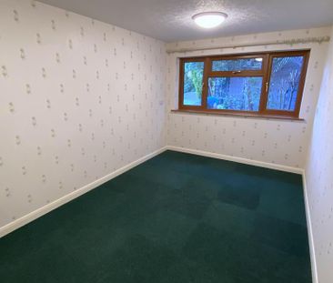 2 bedroom detached bungalow to rent - Photo 3