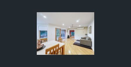 37 Armstrong Drive, Rowville, Vic 3178 - Photo 3