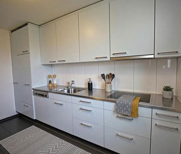 4.5 Zimmer, 110 m², 1. Stock - Photo 2