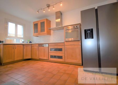 Location Appartement 3 pièces 60m² NANTERRE 92000 - Photo 4