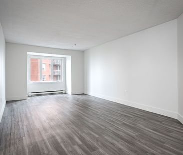 Cunard Court – Lowrise - 2 Bedroom - Photo 3