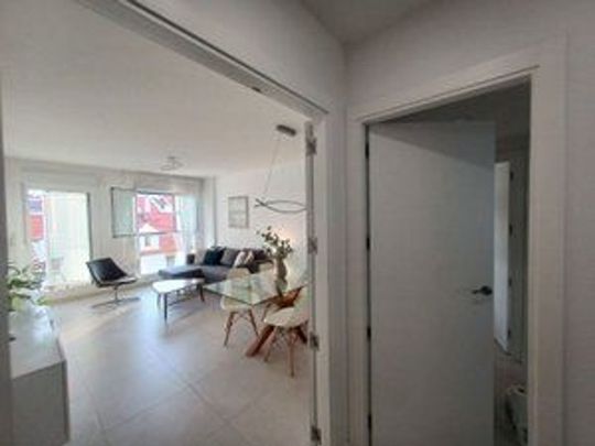 Piso En alquiler Avenida Reina Sofia 19, Puerto de Estepona - Photo 1