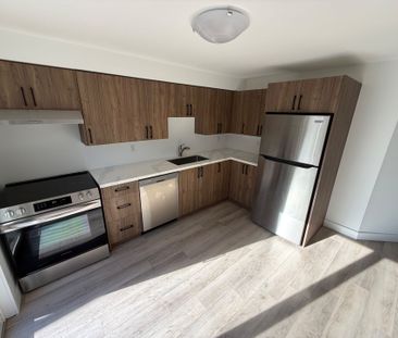 For Lease - 17 Hewitt Place, Barrie, Ontario - Photo 5