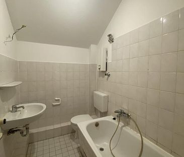 Großzügige 2-Zimmer-DG-Wohnung in Herne-Wanne - Foto 2