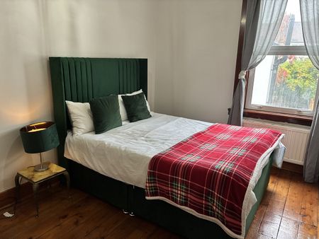 2 Bed Terraced House, Oval Rd, CR0 - Photo 3