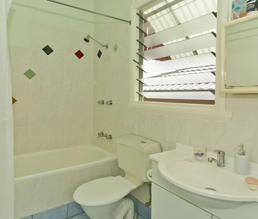 LEAVE THE CAR AT HOME! - Photo 3