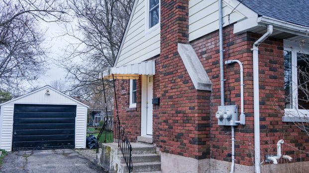 For Lease - 22 Greenwood Avenue Unit# Lower, Welland, Ontario - Photo 1