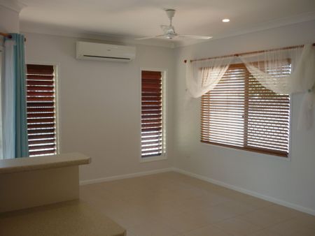 72 Hooper Street, Belgian Gardens, QLD 4810 - Photo 3