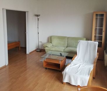 1 - izbový zariadený byt s parkovacím miestom - Photo 2