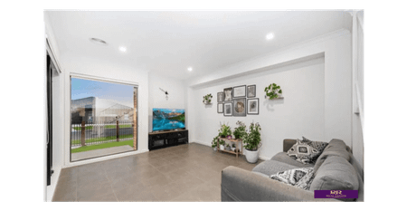 Spacious Modern Family Home with Multiple Living Areas - Photo 2