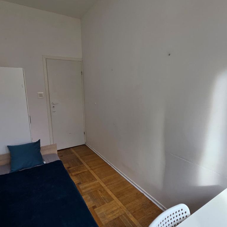 Warszawa, Śródmieście, Wilcza - Zdjęcie 1