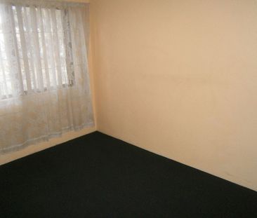 Two Bedroom Unit In Convenient Location - Photo 4