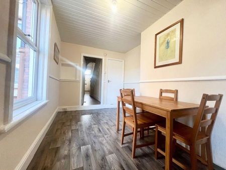 5 bedroom terraced house to rent - Photo 2