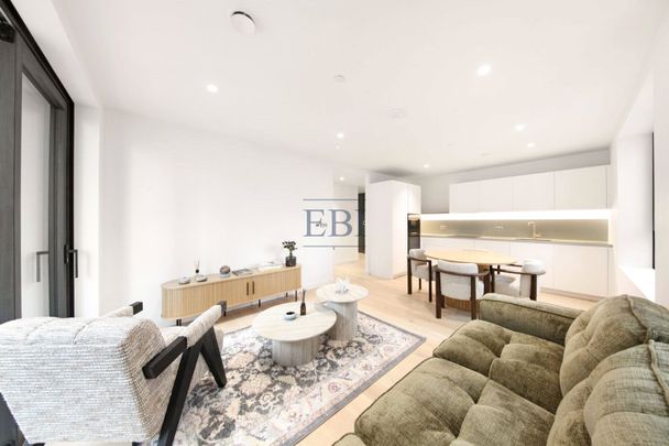 Greenwich Peninsula, 8 Pilot Walk, SE10 0FJ - Photo 1