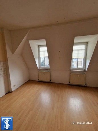 4 Zimmer Dachgeschosswohnung mit großem Bad - Foto 4