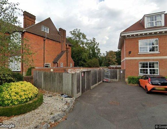 2 Bed Flat, Southend Road, BR3 - Photo 1