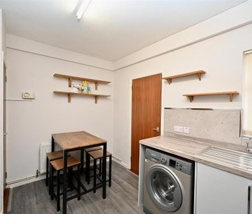 30 Benburb Street, Belfast, BT12 6JG - Photo 6