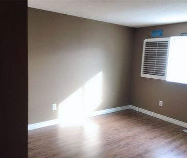 For Lease - 331 Green Lane, Markham, Ontario - Photo 6