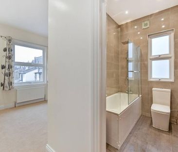 5 bedroom semi-detached house to rent - Photo 3