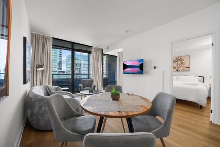 For Lease - 18 Yorkville Avenue Unit# 2504, Toronto, Ontario - Photo 5