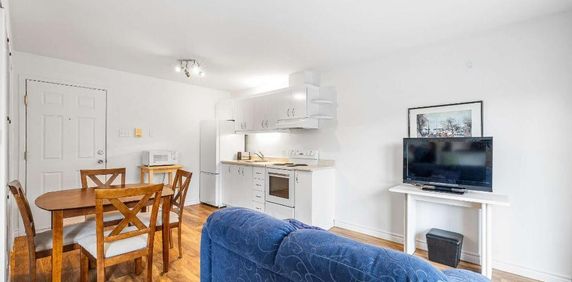 Petit condo/appart studio à Sutton tout inclus location annuelle - Photo 2