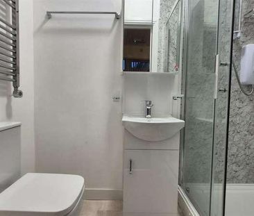 Flat College Road, Moseley, Birmingham, B13 - Photo 1