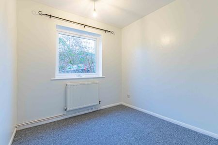 2 bed Maisonette for rent - Photo 4