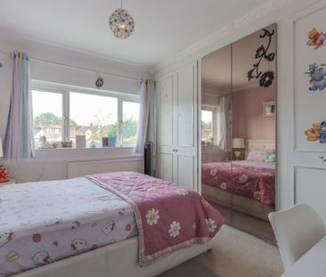 4 bedroom semi-detached house to rent - Photo 6