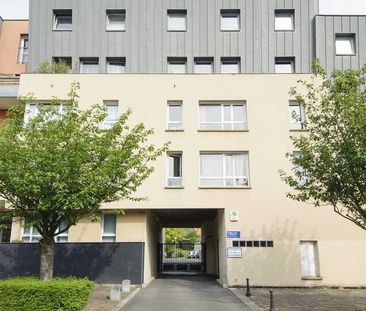 À CHARLEVILLE MEZIERES - Photo 5