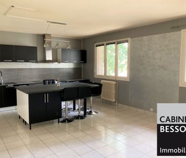 Location Appartement 4 pièces 97m² GRENOBLE 38100 - Photo 3