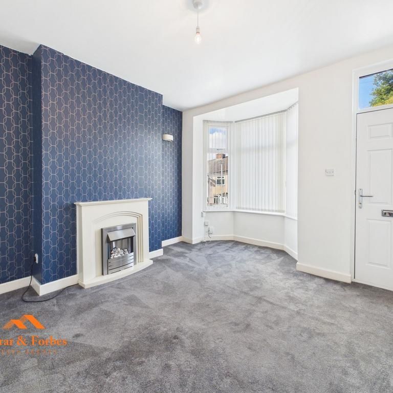 2 bedroom end of terrace house to rent - Photo 1