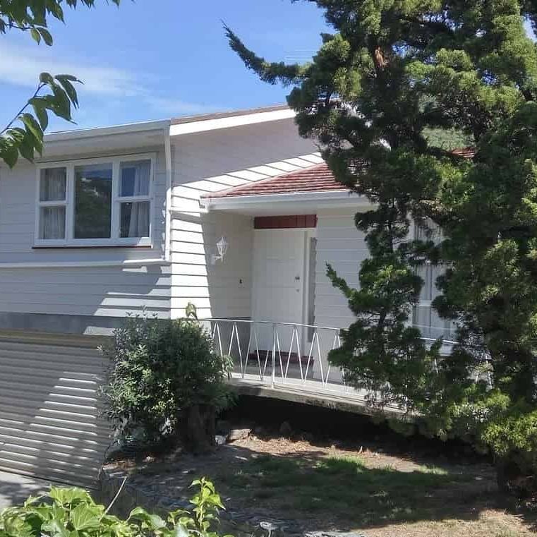 Newly renovated 1960's style home. - Photo 1