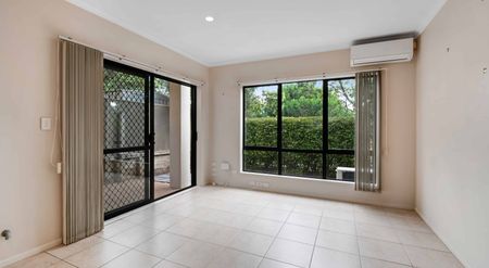 Lifestyle & Easy Living - Photo 2