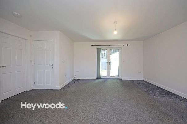 2 bedroom bungalow to rent - Photo 1