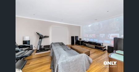 Luxurious Spacious Living !! - Photo 3