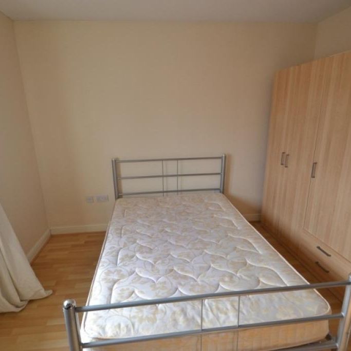 3 bedroom townhouse to rent - Photo 1