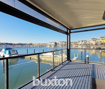 Waterfront Living at Its Finest – Private Boat Mooring Included! - Photo 3