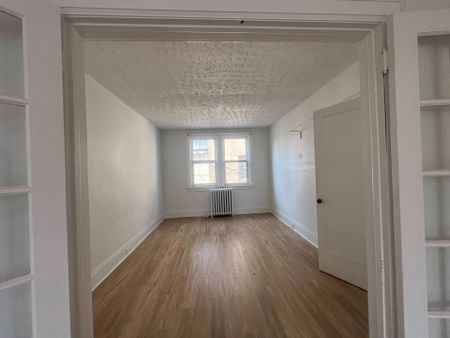 For Lease - 102 Greensides Avenue Unit# 6, Toronto, Ontario - Photo 3