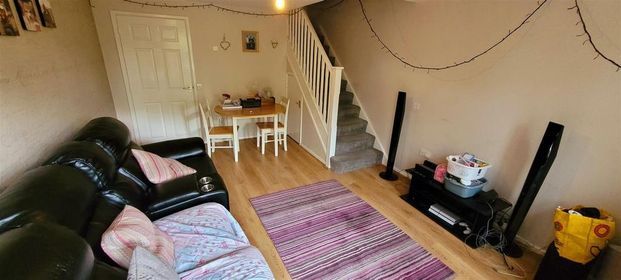 2 bedroom house to rent - Photo 1