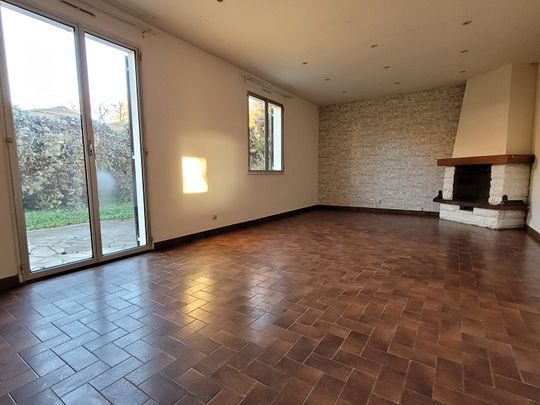 Maison F4 (86 m²) à louer à OSNY - Photo 1